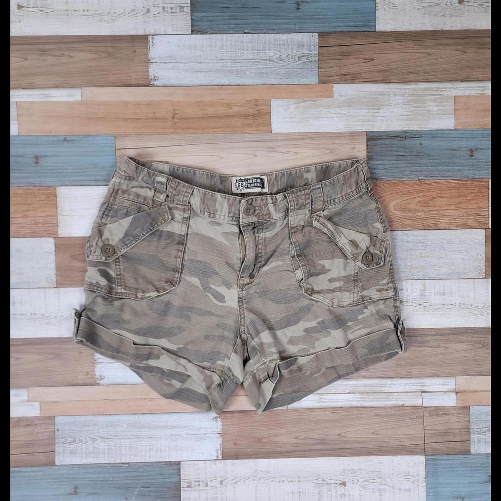 Route 66 Original Clothing Womens Camo Cargo Shorts Green Tan Size 7/8‎